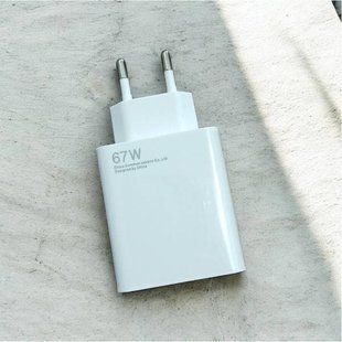 Зарядное устройство блок питания для мобильного телефона Usb 67W Белое 35012 фото