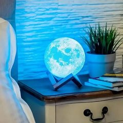 Настільний світильник на пластиковій підставці Moon Light Білий 12699 фото