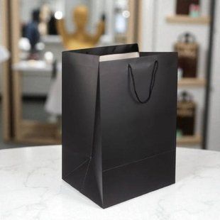 Пакет упаковочный картонный горизонтальный с ручками 31*37*26см 31-4736 Черный 29916 фото